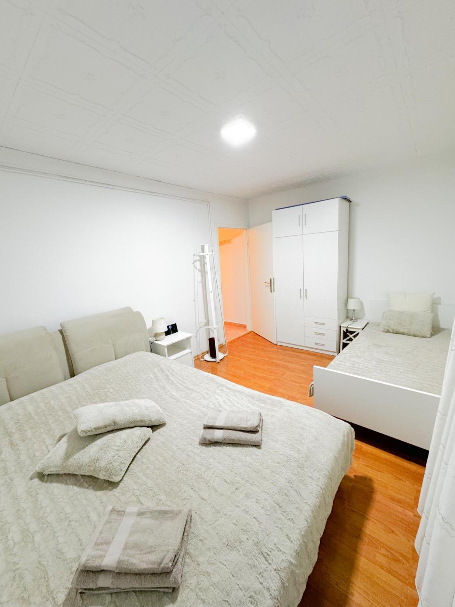 Apartments Sentvid Ljubljana Buitenkant foto